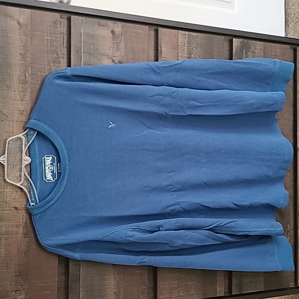 AE long sleeve tee